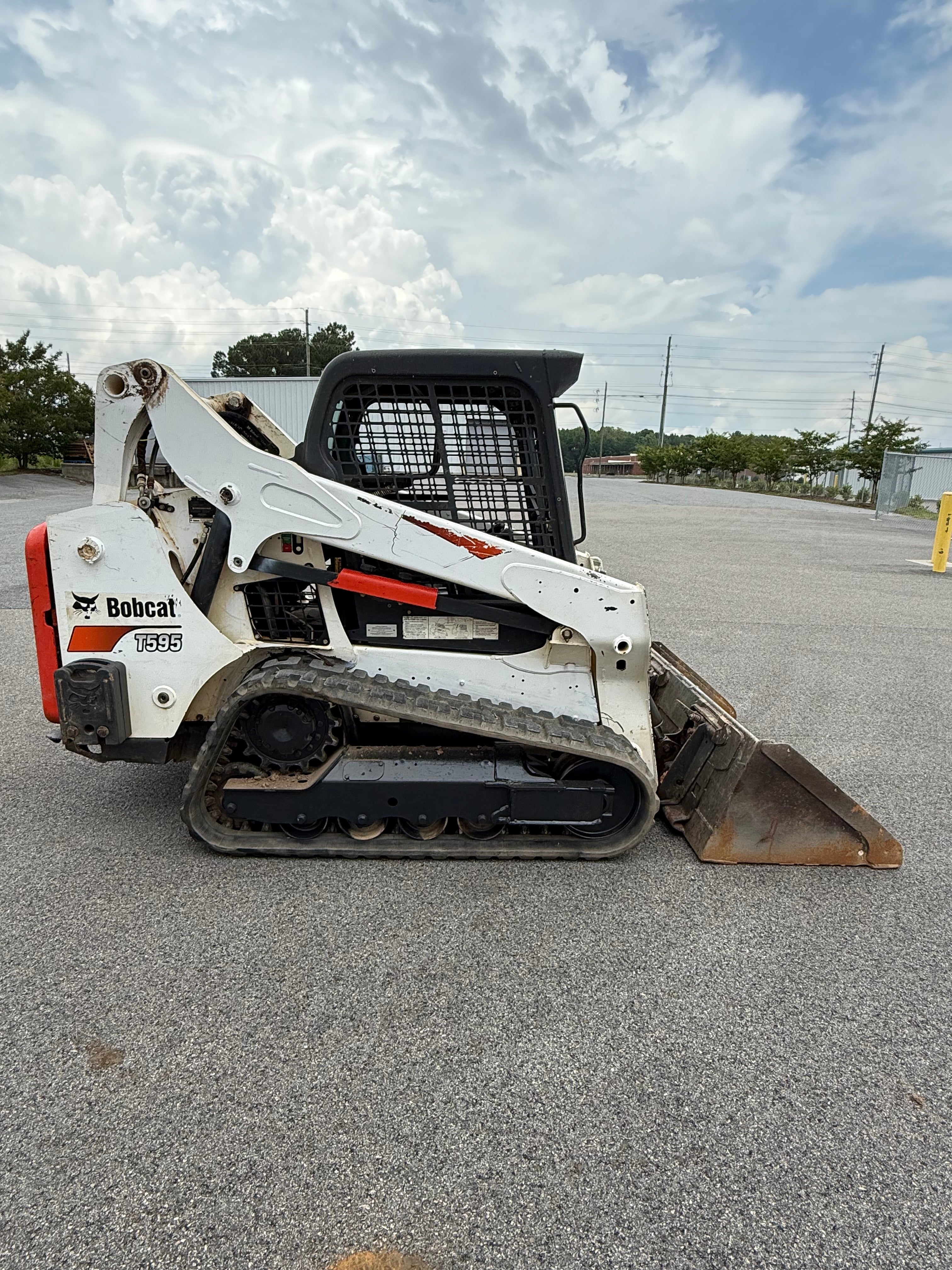 2019  Bobcat T595 Loader with 2490 Hours